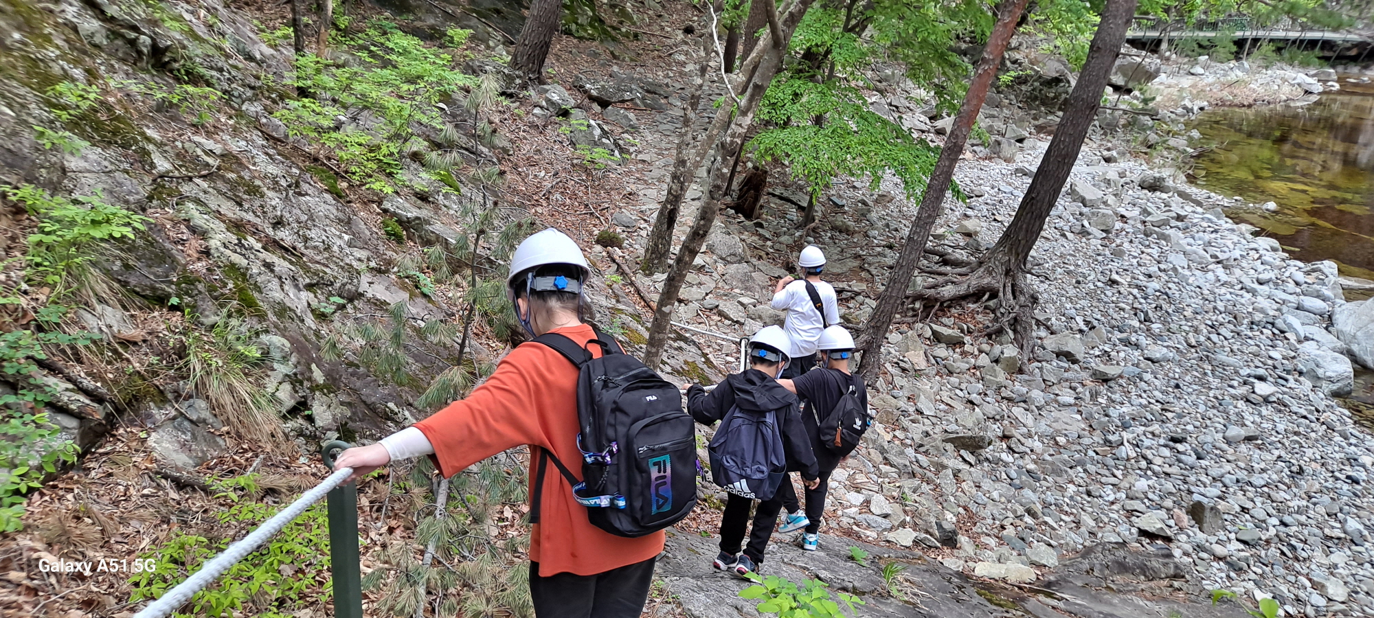 첨부이미지