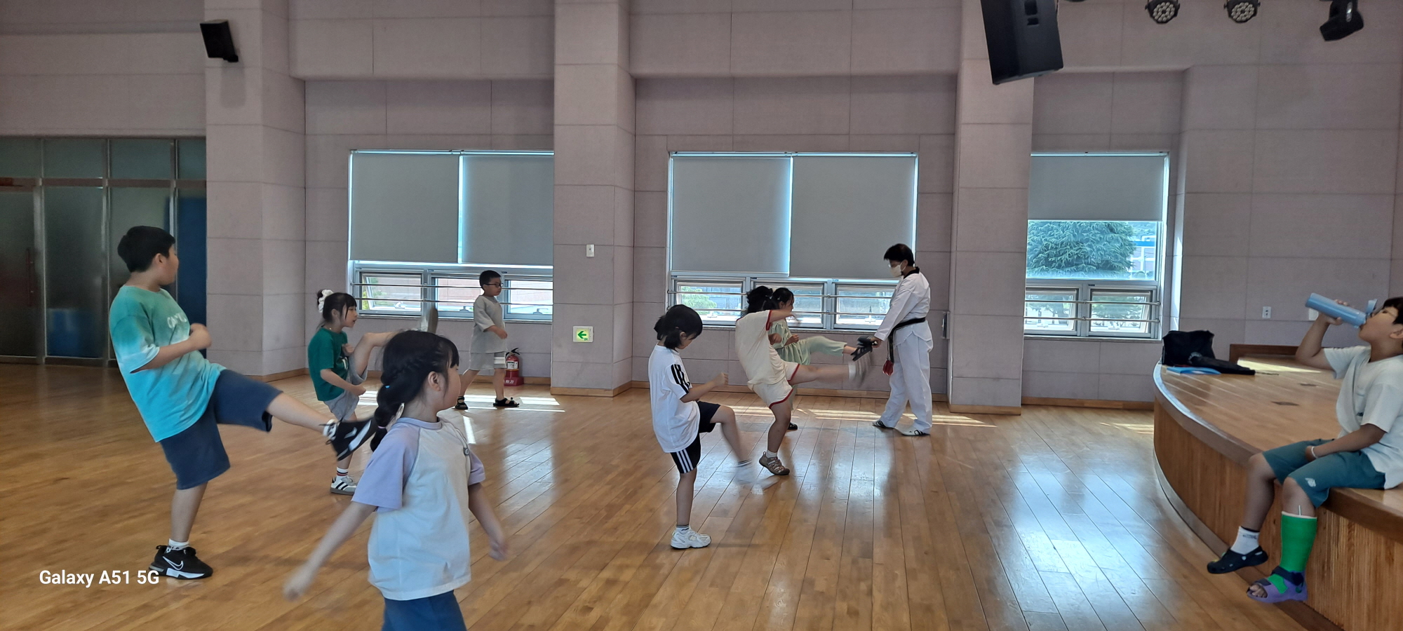 첨부이미지